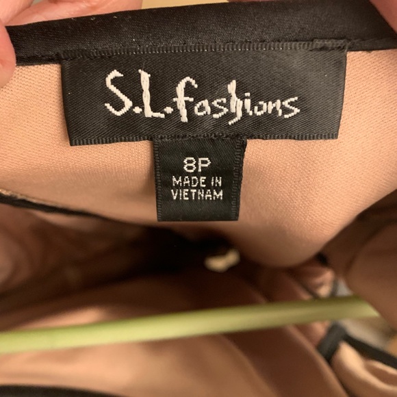 Black Lace Overlay Dress - Picture 5 of 5